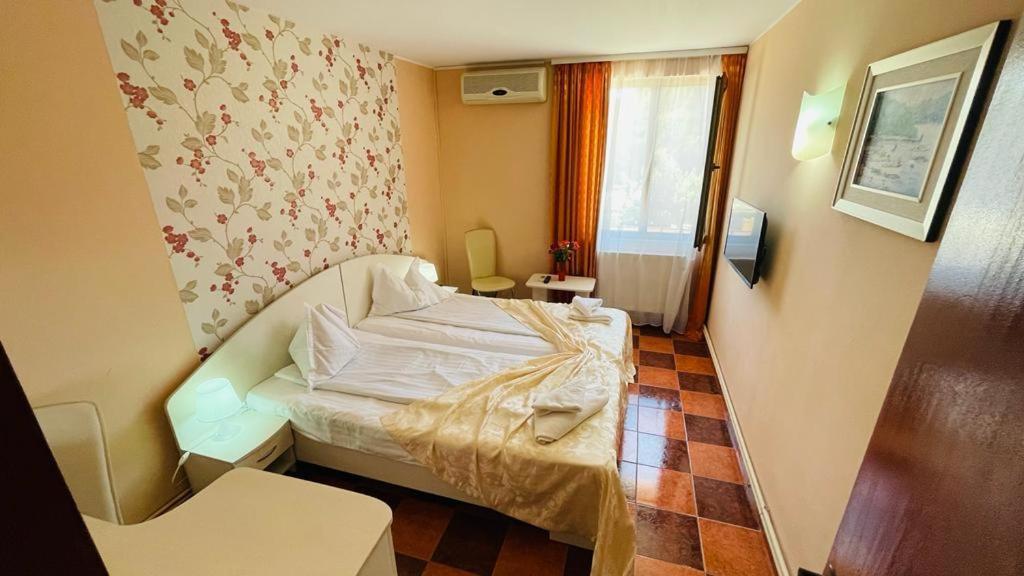Hotel Turist Neptun Exterior photo